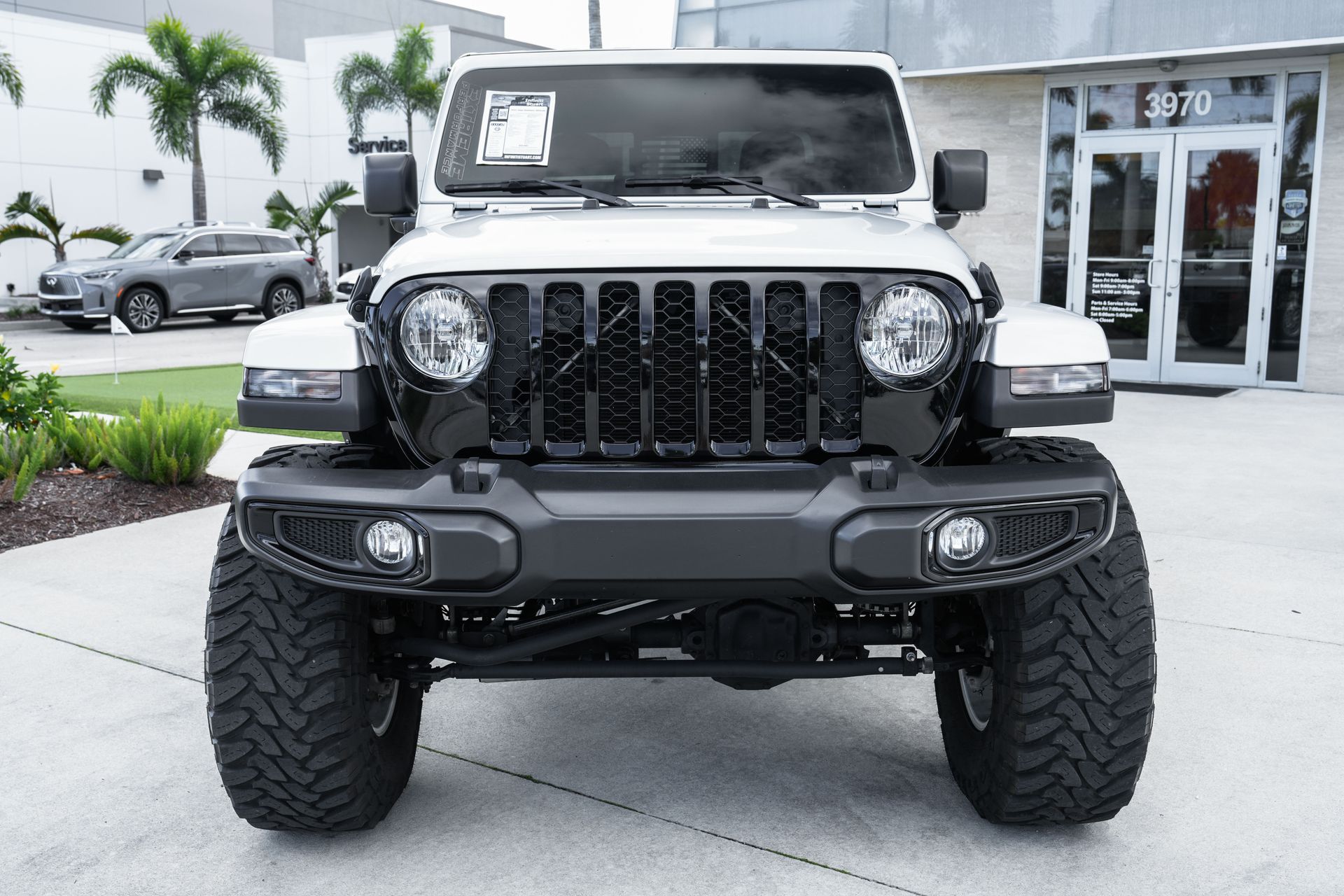 2022 Jeep Gladiator Altitude photo 2