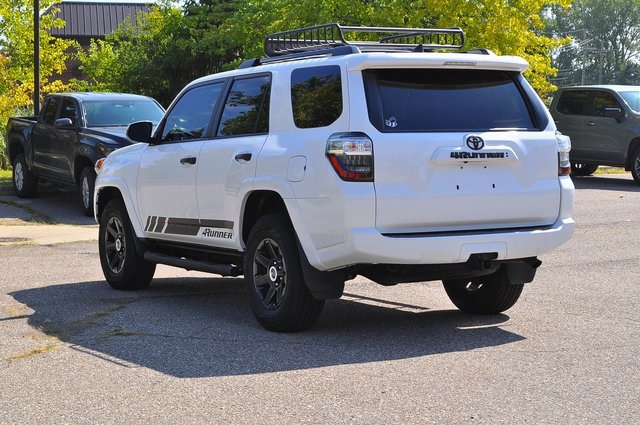 2022 Toyota 4Runner SR5 Trail photo 4