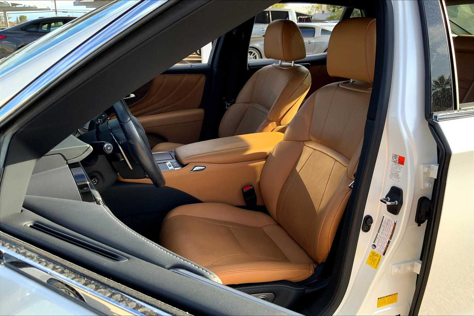 2022 Lexus LS 500 photo 7