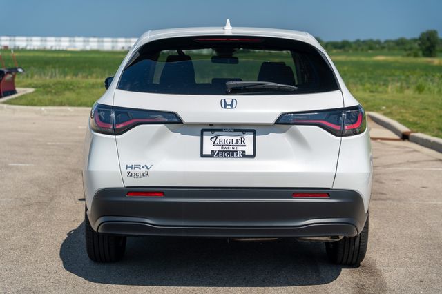 2026 Honda HR-V LX photo 6