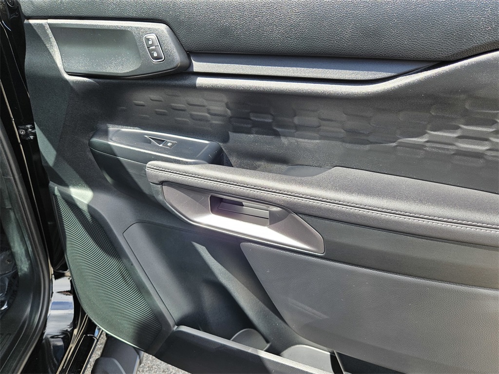 2025 Ford Ranger XLT photo 31