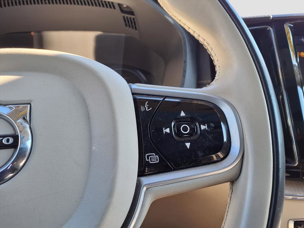 2021 Volvo XC60 Recharge T8 Inscription photo 23
