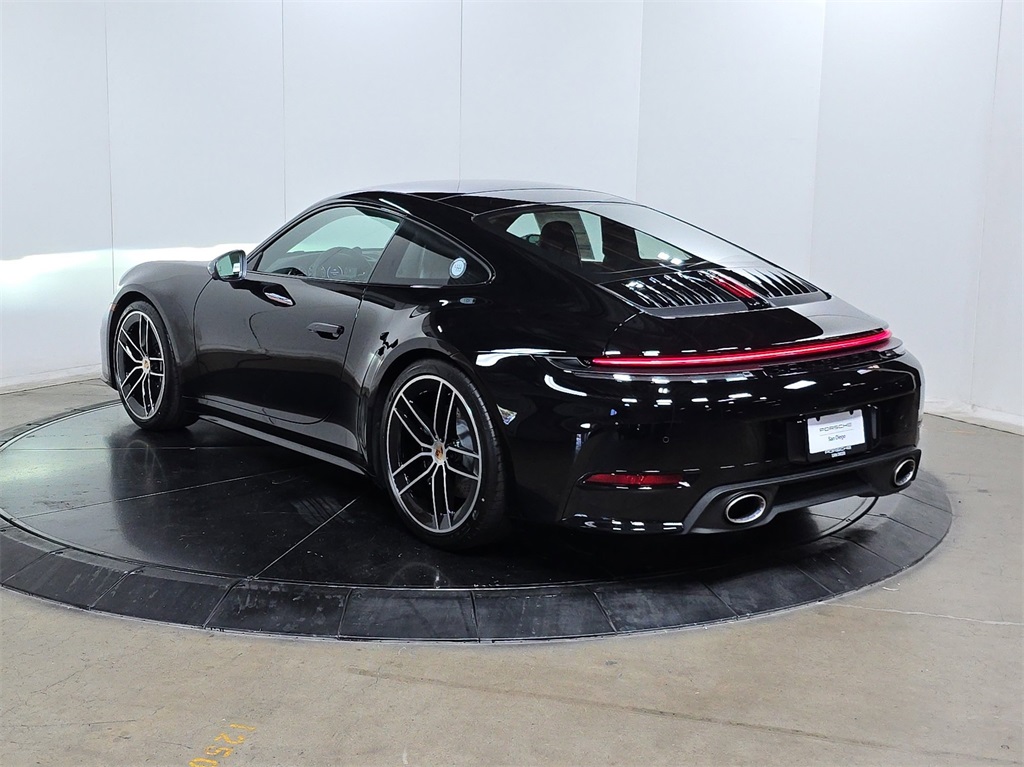 2026 Porsche 911 T photo 9