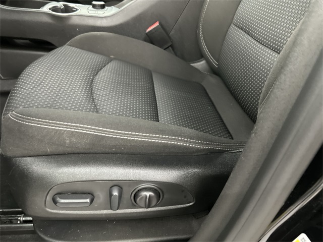 2022 Gmc Terrain SLE photo 15