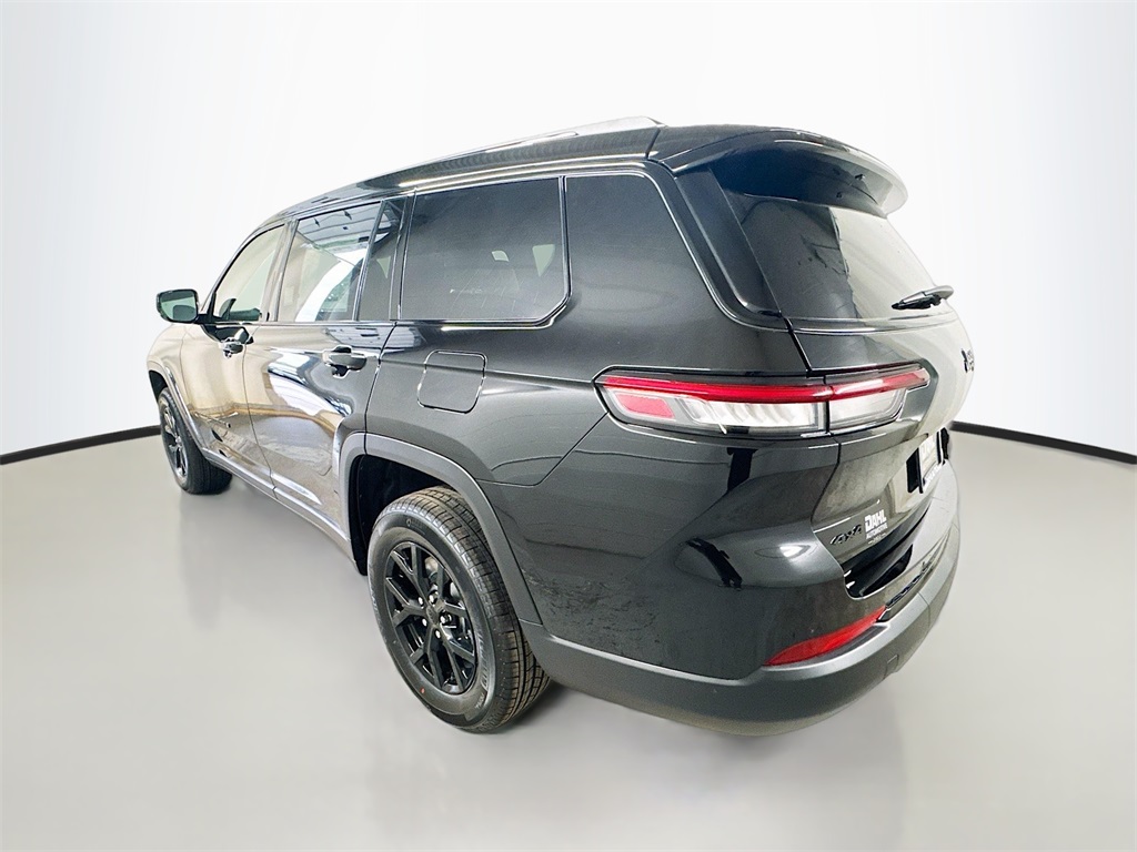 2025 Jeep Grand Cherokee Altitude X photo 4