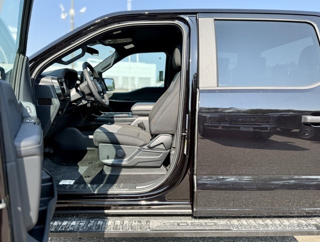 2025 Ford F-150 STX photo 12