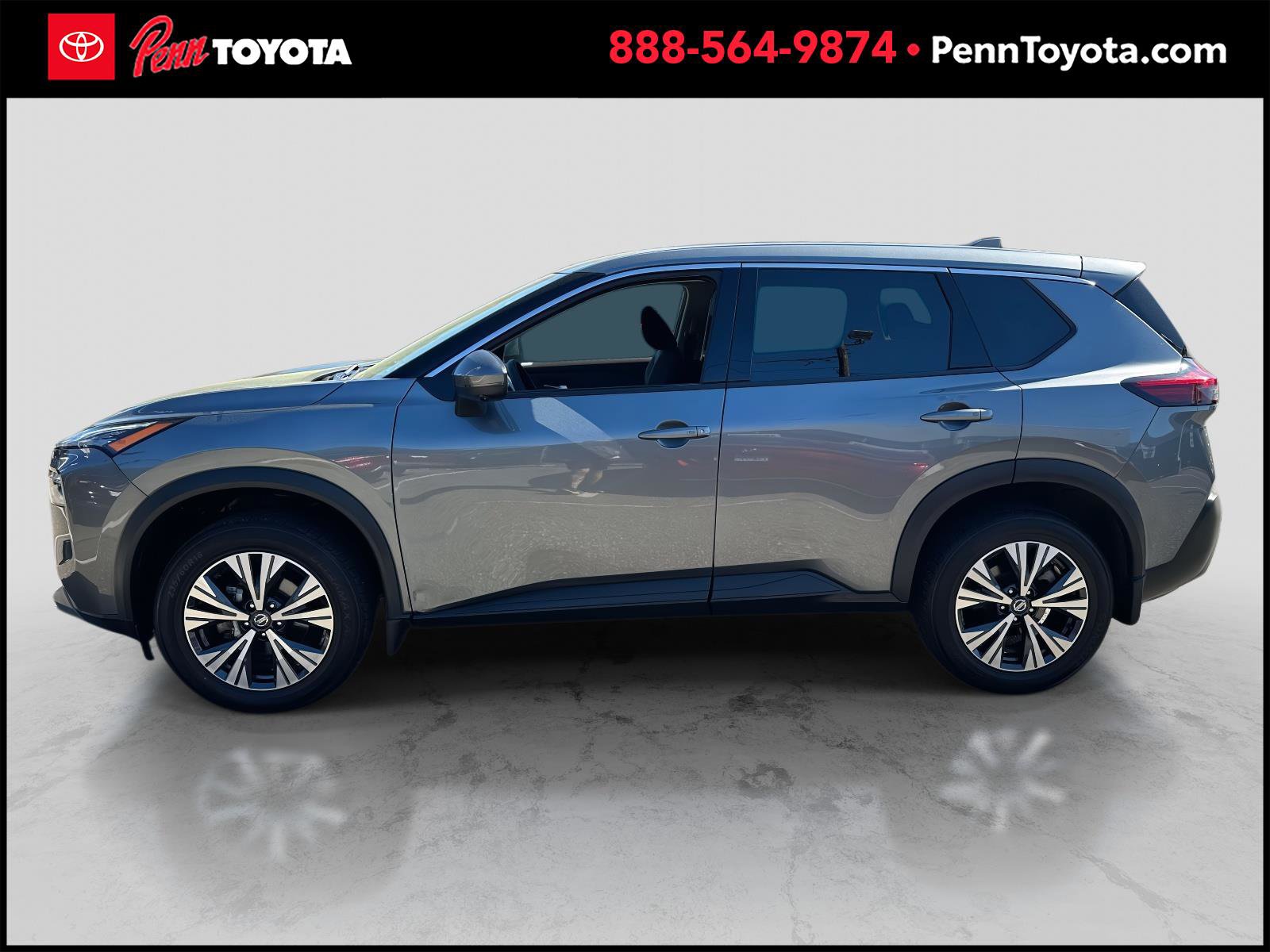 2021 Nissan Rogue SV photo 6