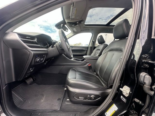 2023 Jeep Cherokee 4xe photo 21