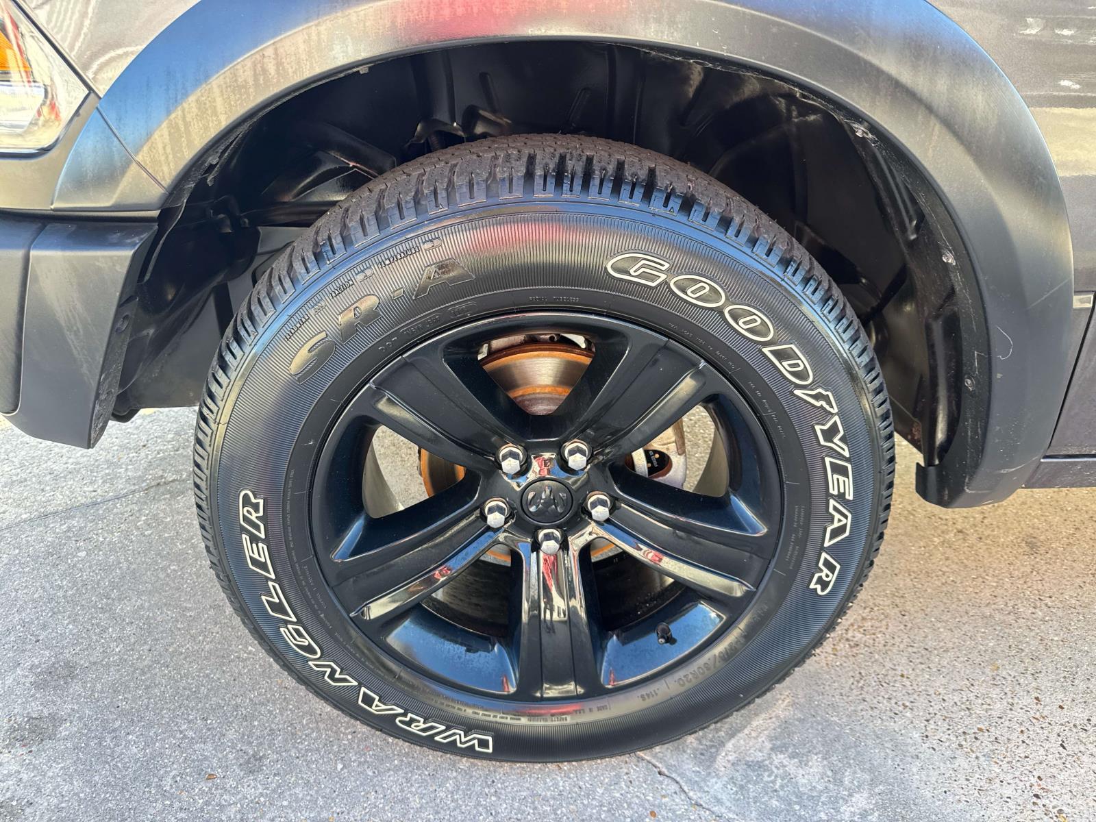 2024 Ram 1500 Classic Warlock photo 3