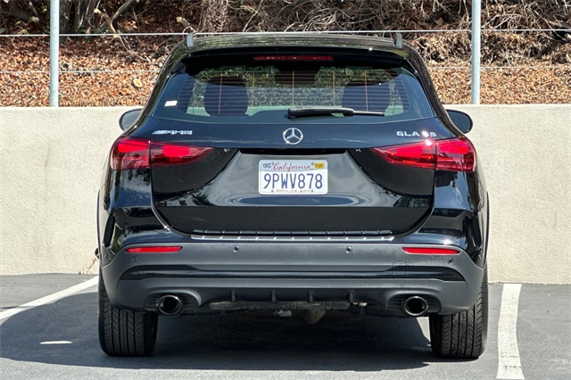 2024 Mercedes Benz GLA 35 AMG 4MATIC photo 2