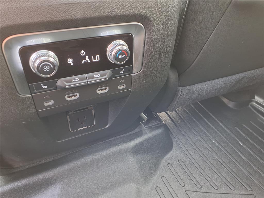 2021 Gmc Yukon SLT photo 4