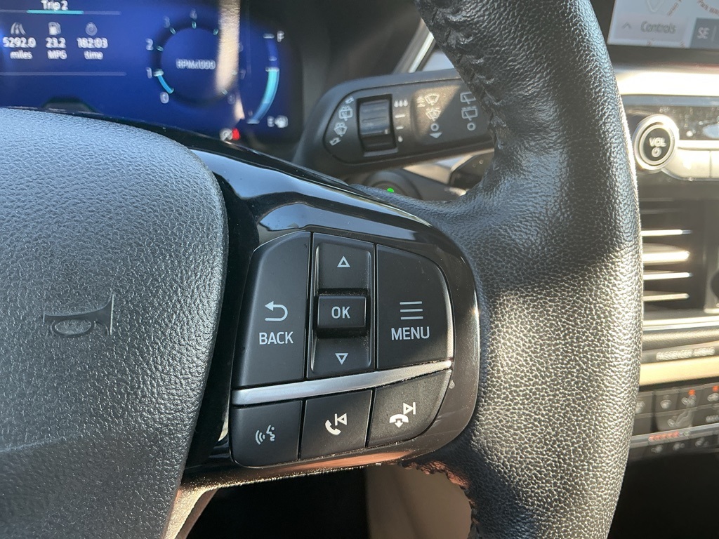2021 Ford Escape Titanium photo 12