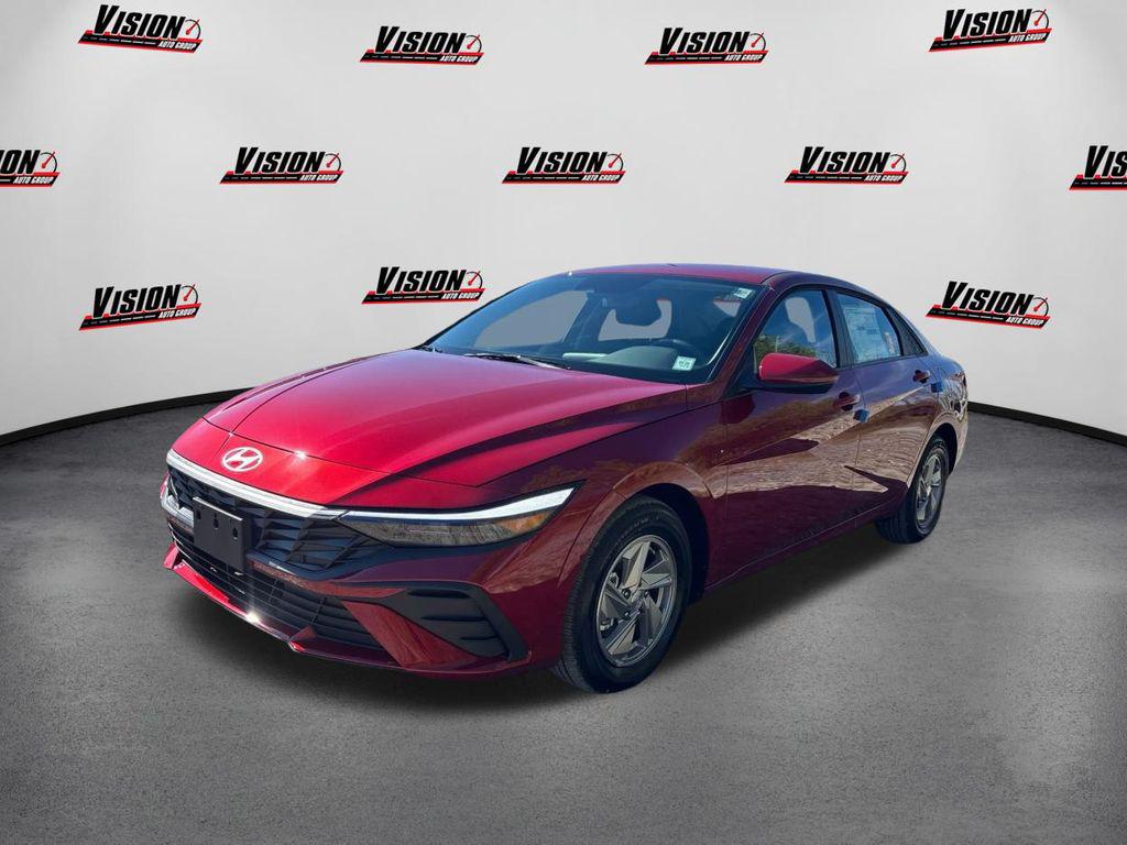 2025 Hyundai Elantra SE