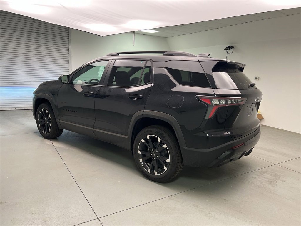 2025 Chevrolet Equinox RS photo 3