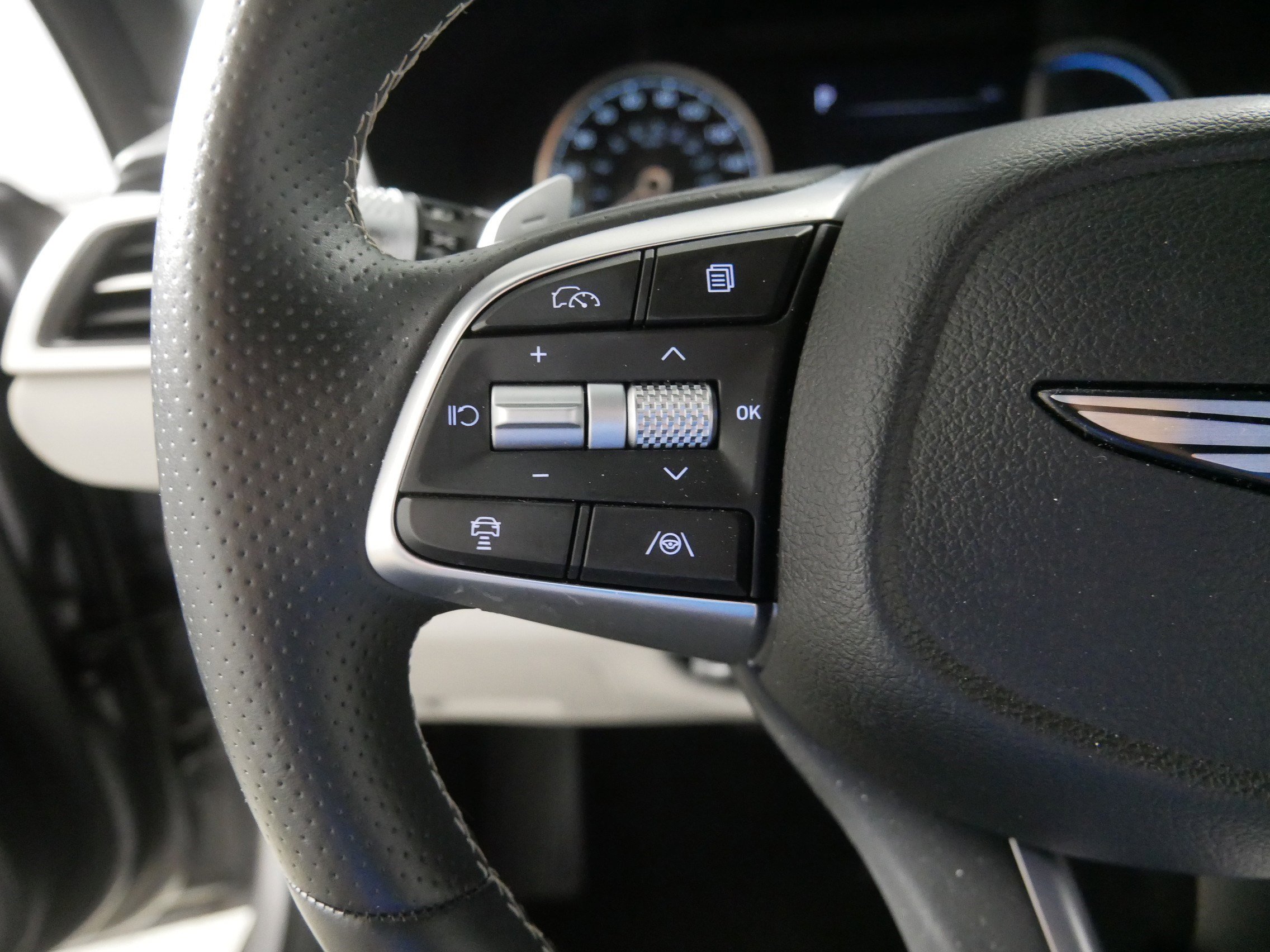 2024 Genesis G70 2.5T photo 27