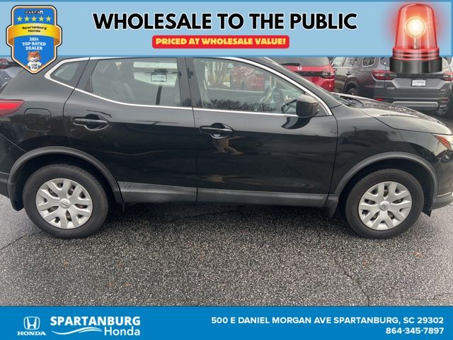 2019 Nissan Rogue Sport S photo 4