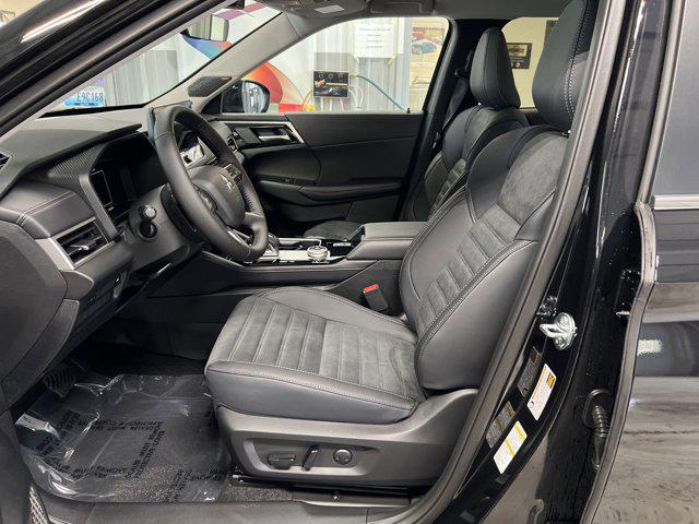 2025 Mitsubishi Outlander SE 2.5 S-AWC photo 9