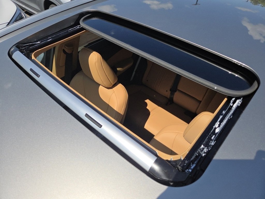 2026 Lexus NX 350 Premium photo 2