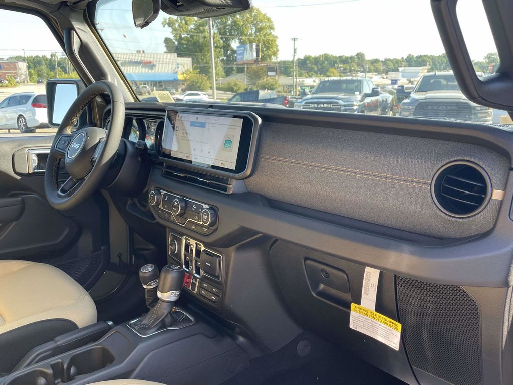 2025 Jeep Wrangler Willys 4xe photo 12