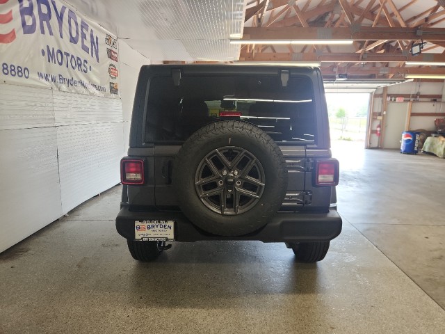 2025 Jeep Wrangler Sport S photo 4
