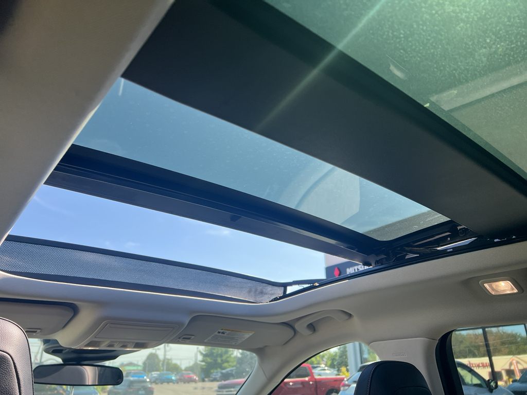 2022 Ford Escape SEL photo 14