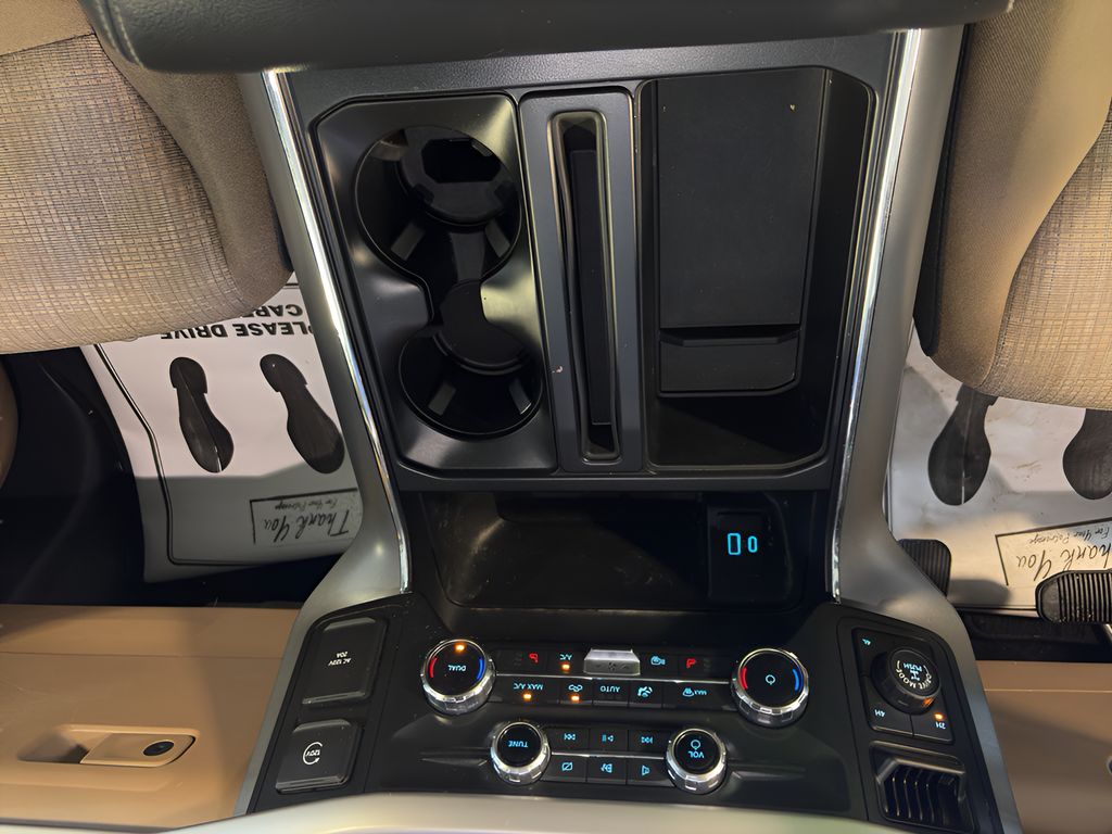 2022 Ford F-150 XLT photo 15