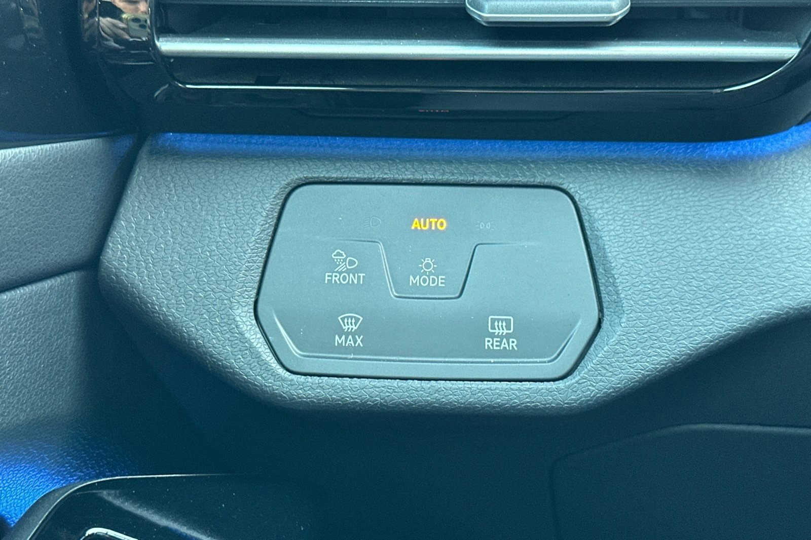 2021 Volkswagen ID.4 Pro S Gradient photo 29