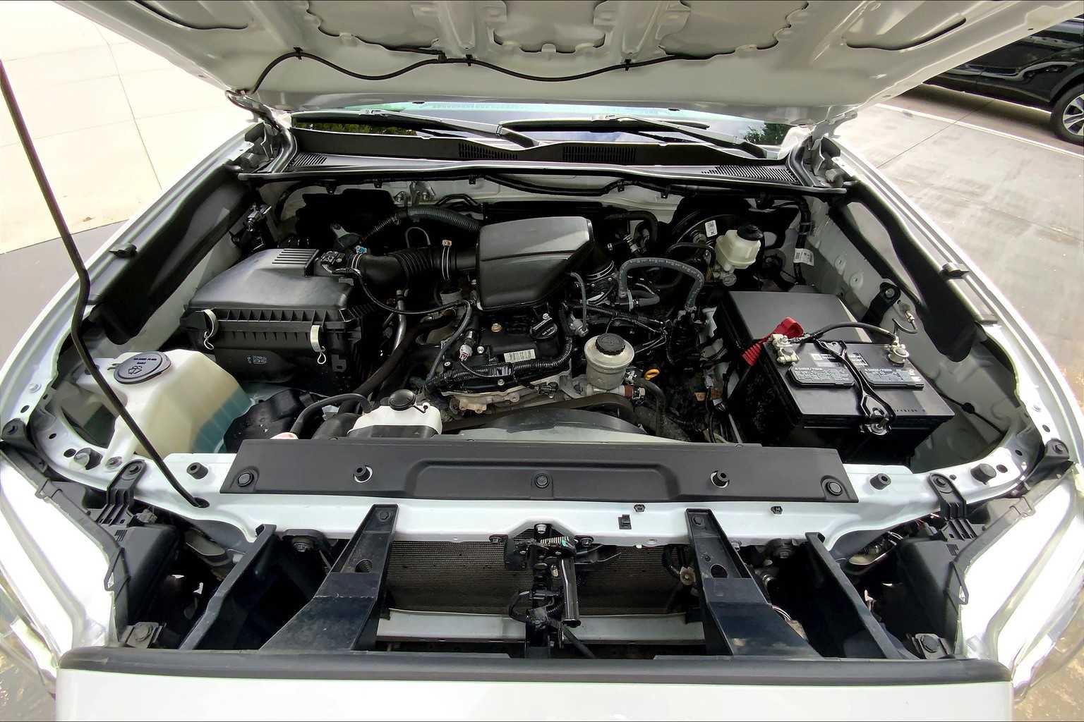 2021 Toyota Tacoma SR 4x4 Access Cab photo 24