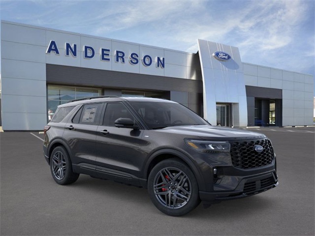 2026 Ford Explorer ST-Line photo 4