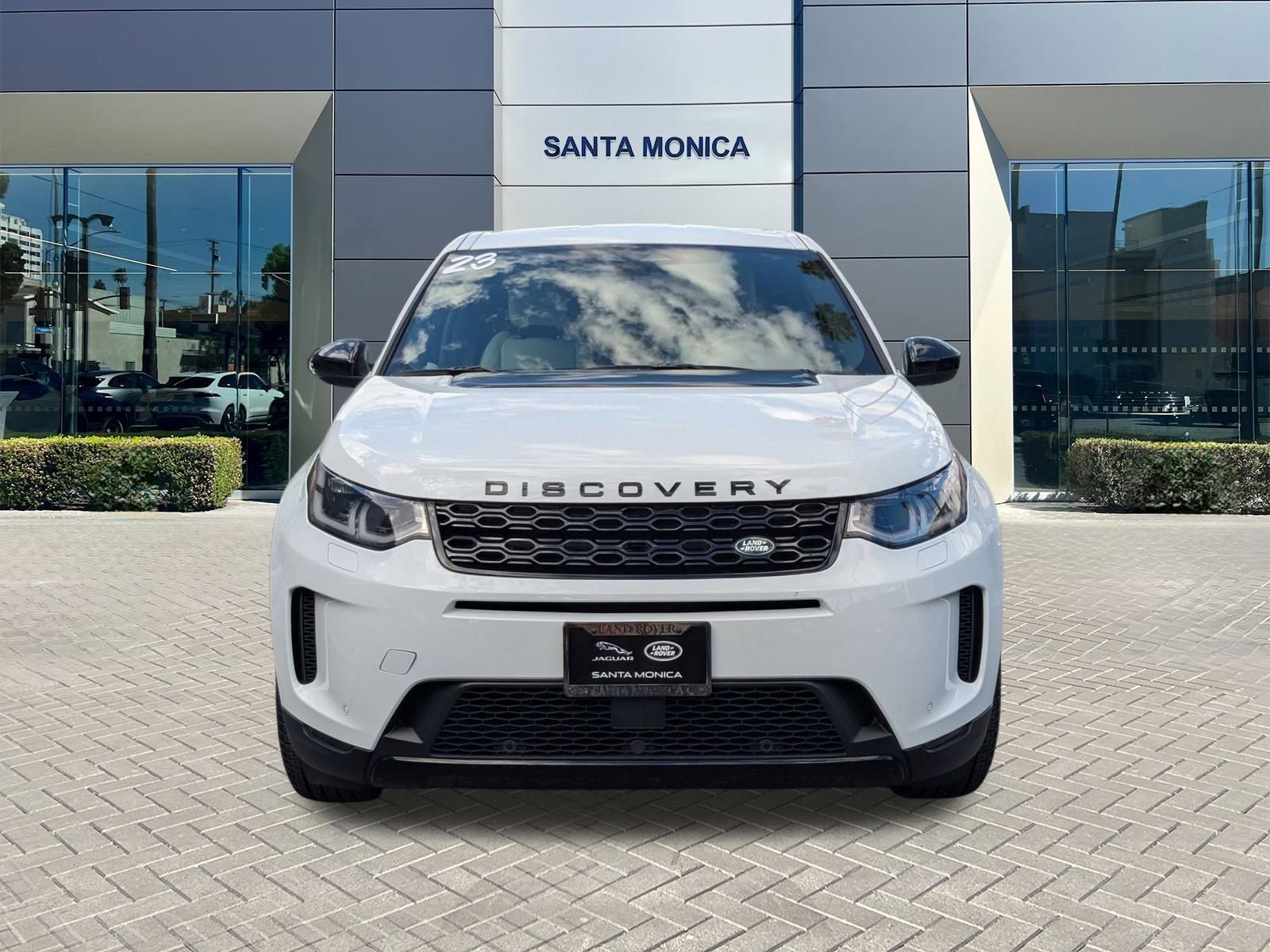 2023 Land Rover Discovery Sport SE photo 2
