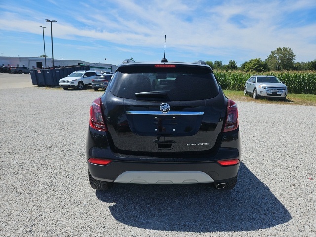 2022 Buick Encore Preferred photo 5