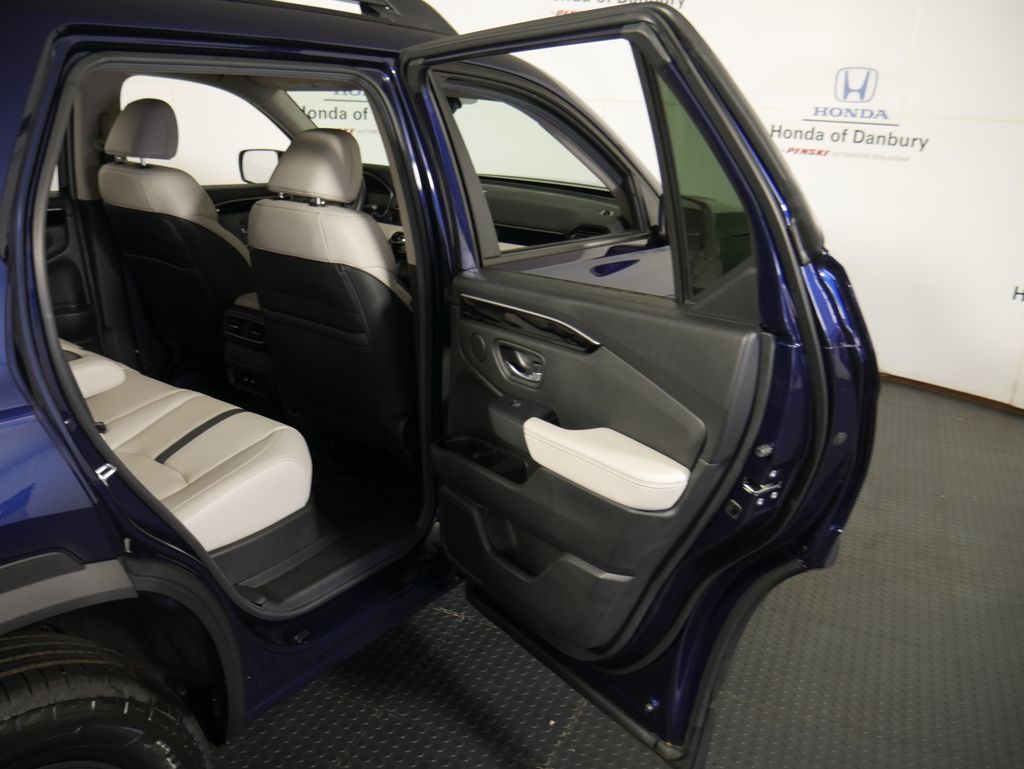 2026 Honda Passport photo 4