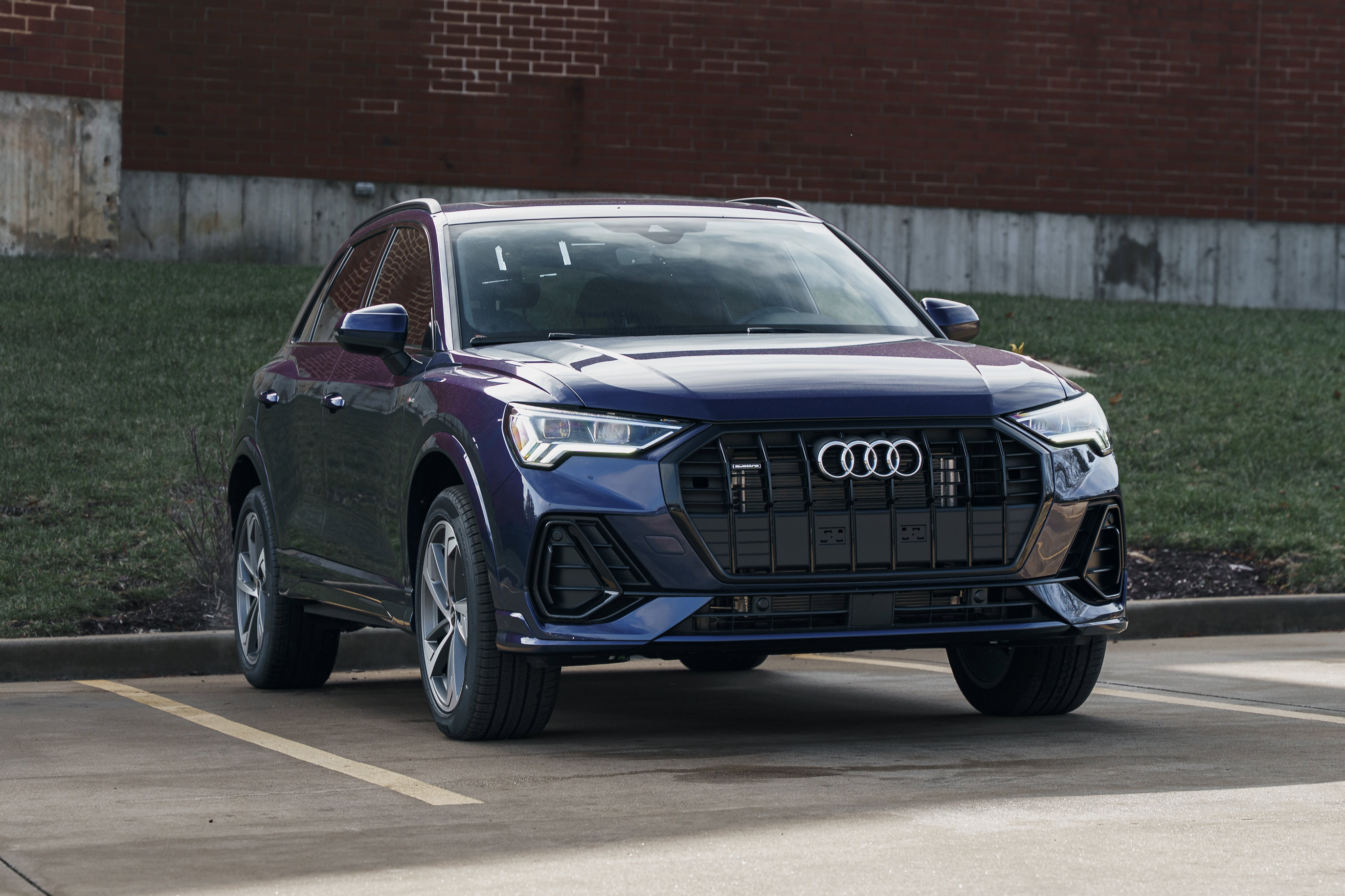 2025 Audi Q3 S Line Premium's photo