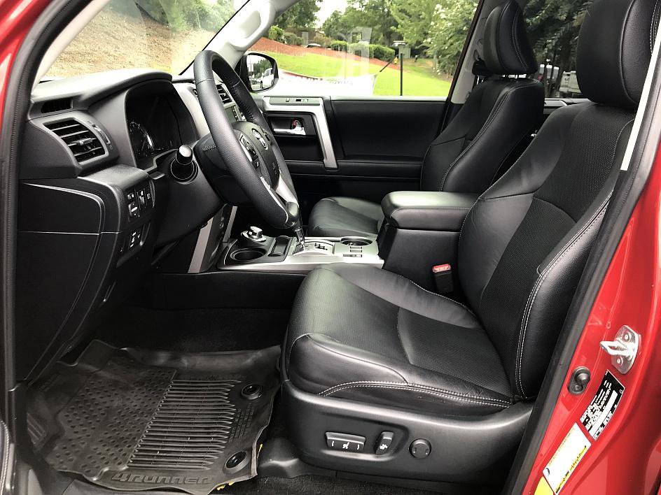 2022 Toyota 4Runner Limited 4WD photo 9