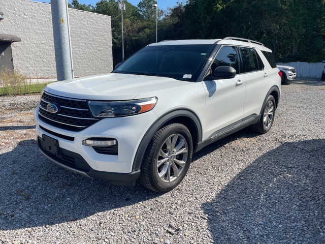 2020 Ford Explorer XLT photo 2