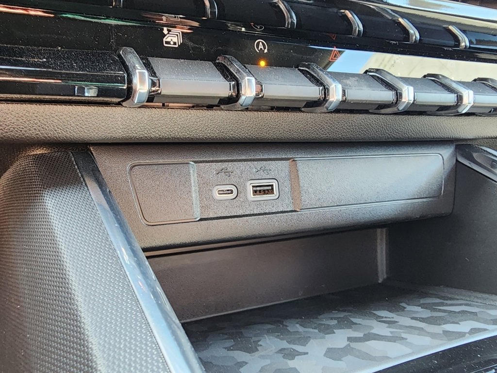 2025 Gmc Canyon Elevation photo 29