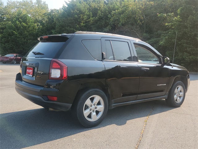 2016 Jeep Compass Sport photo 3