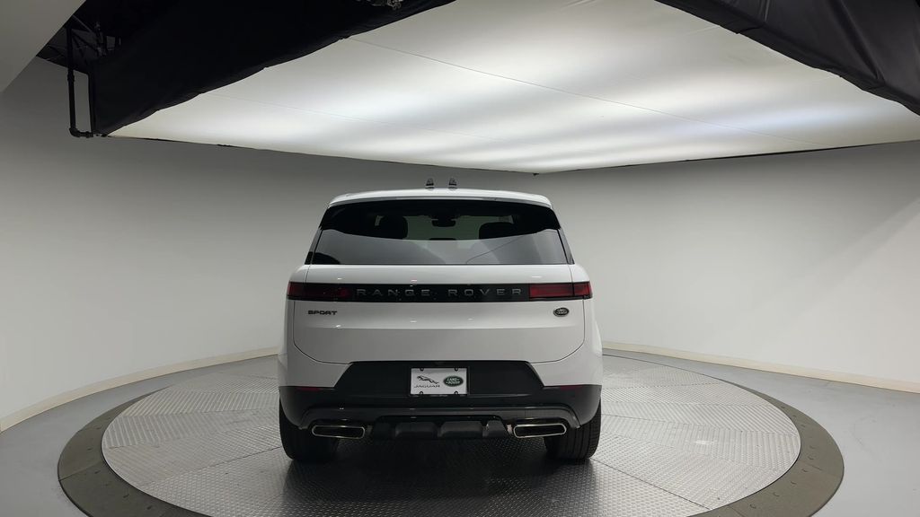 2023 Land Rover Range Rover Sport SE photo 7