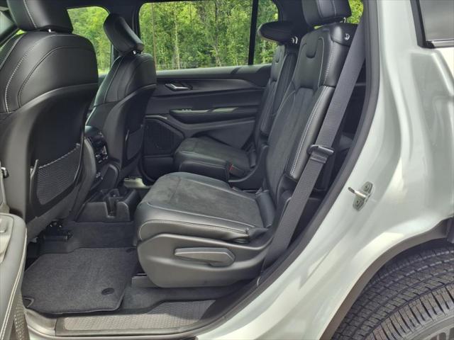 2025 Jeep Grand Cherokee Altitude X photo 22