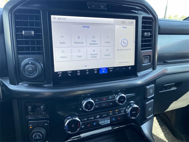 2025 Ford F-150 Lariat photo 11