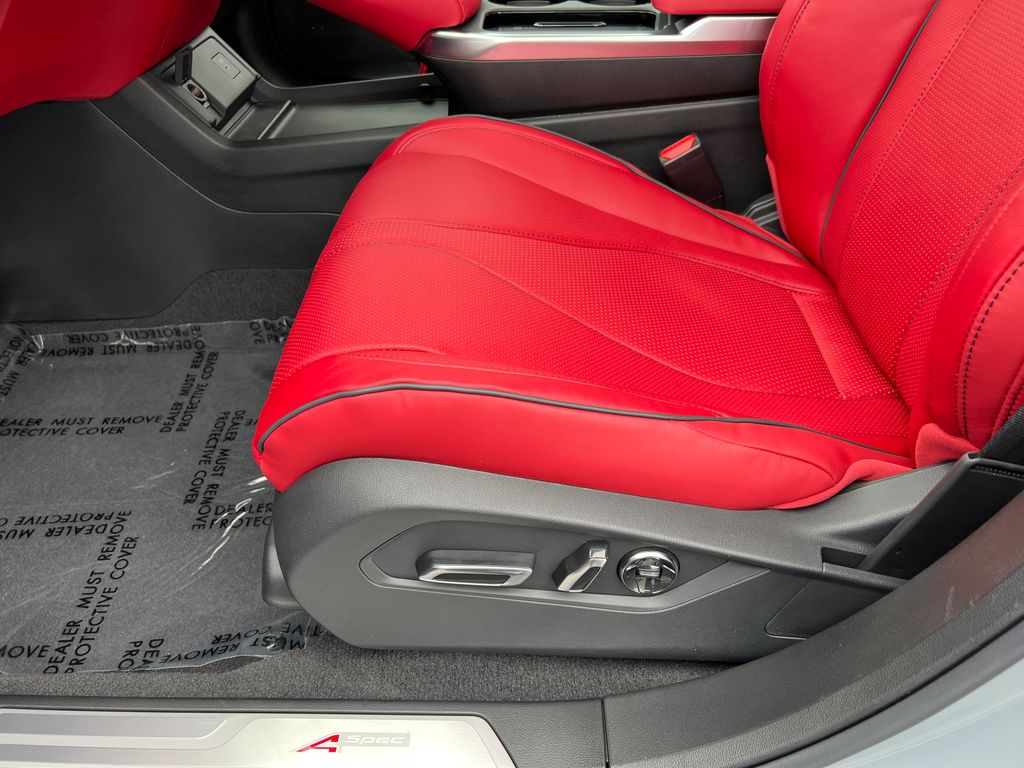 2025 Acura RDX A-Spec Advance photo 13