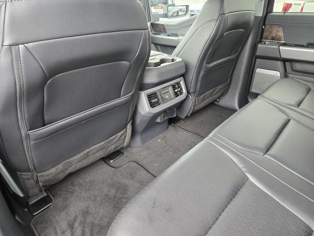 2026 Ford F-250 Lariat photo 25
