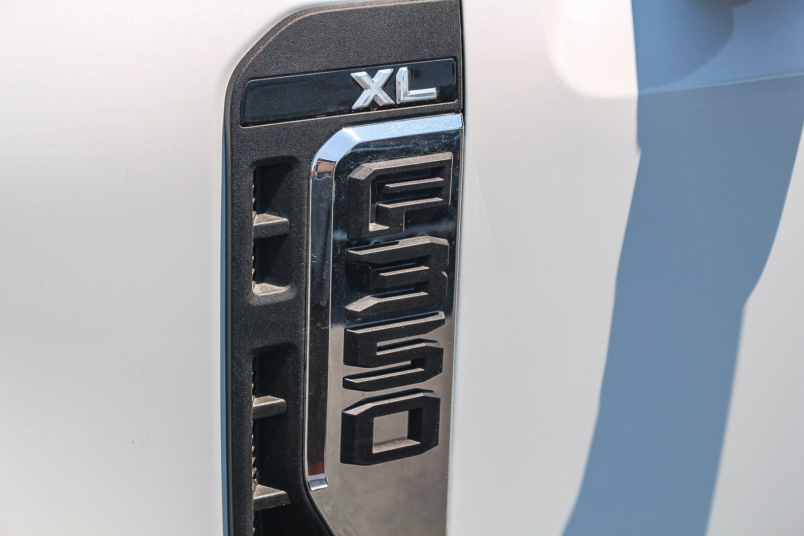 2025 Ford F-350 XL photo 12