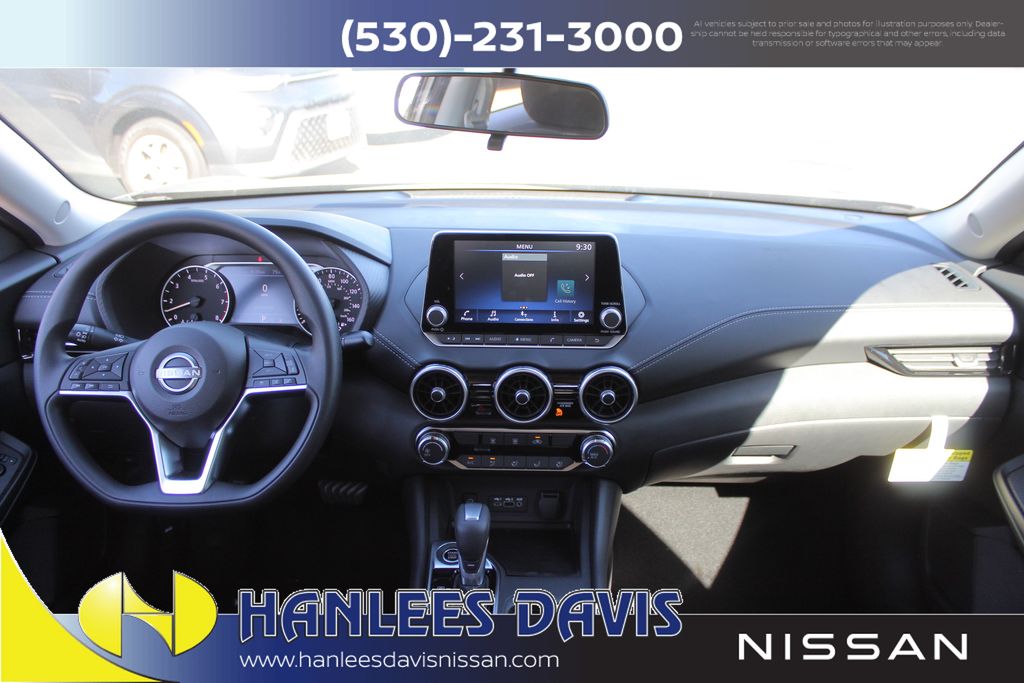 2025 Nissan Sentra SV photo 10