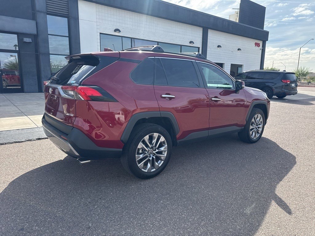 2023 Toyota RAV4 Limited photo 3