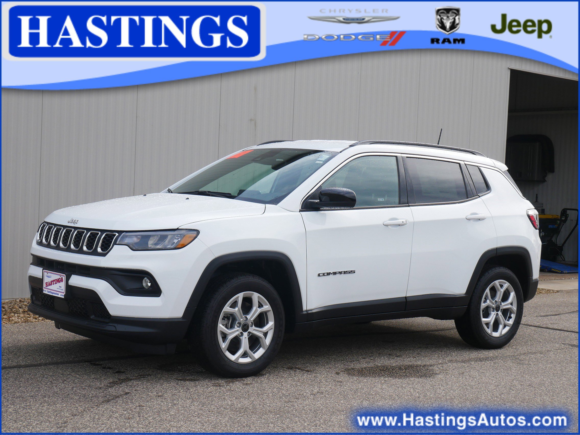 2025 Jeep Compass Latitude's photo