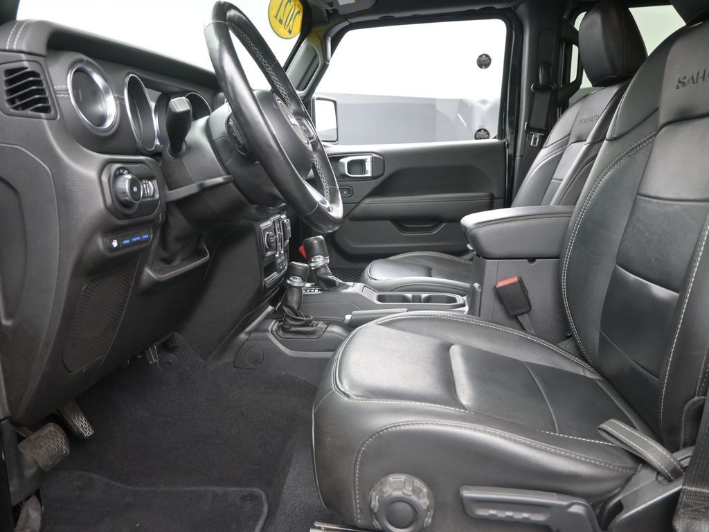 2021 Jeep Wrangler Unlimited Sahara 4xe photo 11
