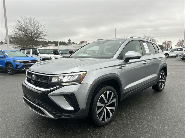 2024 Volkswagen Taos SE