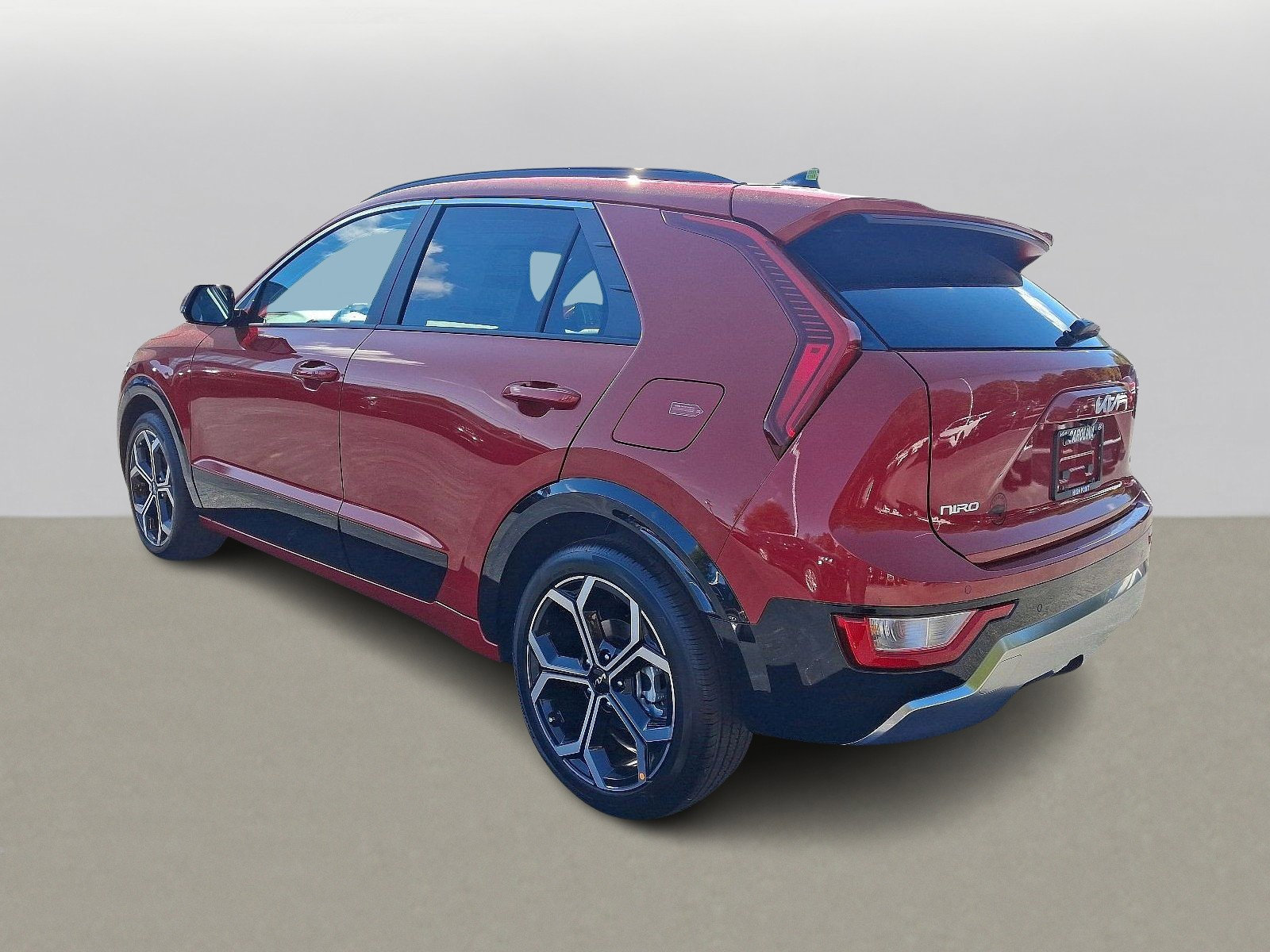 2025 Kia Niro EX Touring photo 3