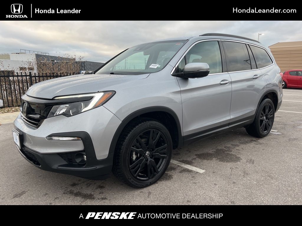 2022 Honda Pilot SE's photo